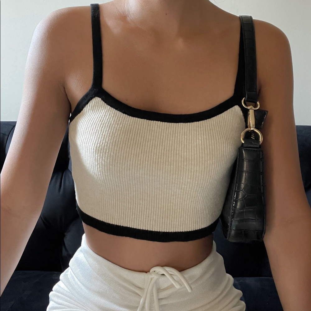 knit contrast top